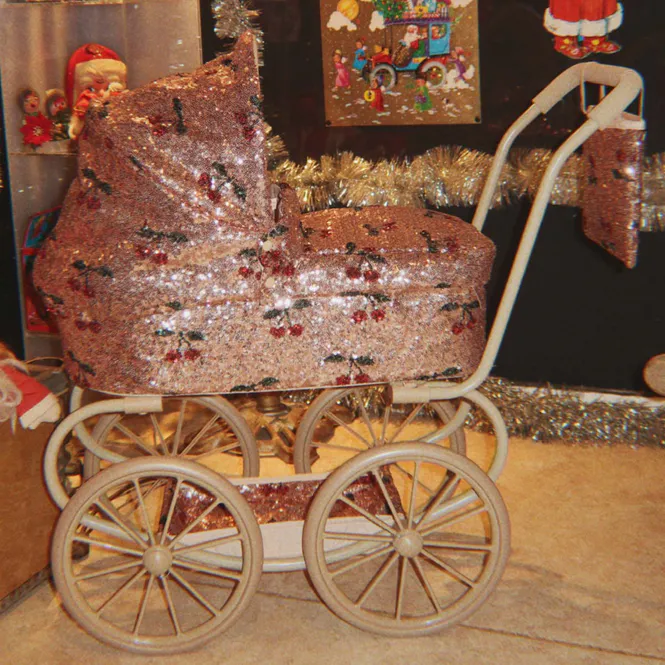 Hovedbilde Konges Sløjd Sparkly dukkevogn, Cherry Sequin