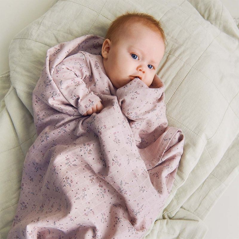 Wheat Karly muslin pledd, Soft Lilac Flowers